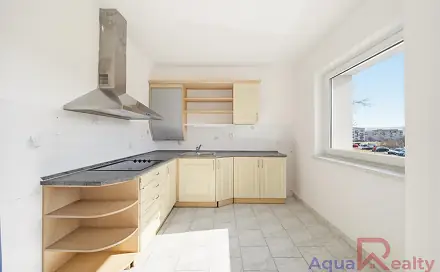 Prodej bytu 4+kk 100 m², Okružní, Karlovy Vary - Stará Role