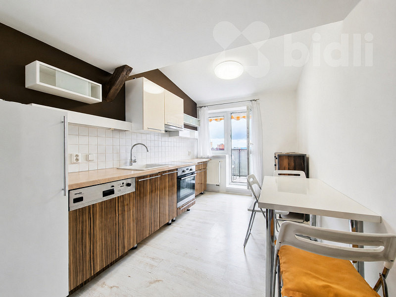 3 rooms, 108.0 m² in Brno