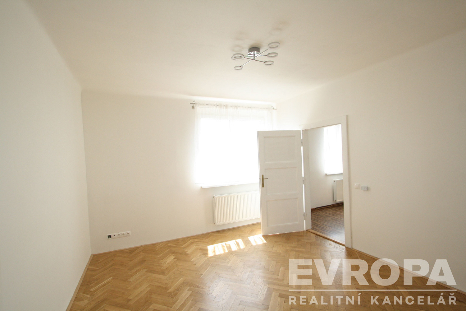 Pronájem bytu 1+1 33 m²