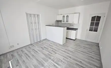 Pronájem bytu 2+kk 39 m², Náchodská, Trutnov - Dolní Předměstí