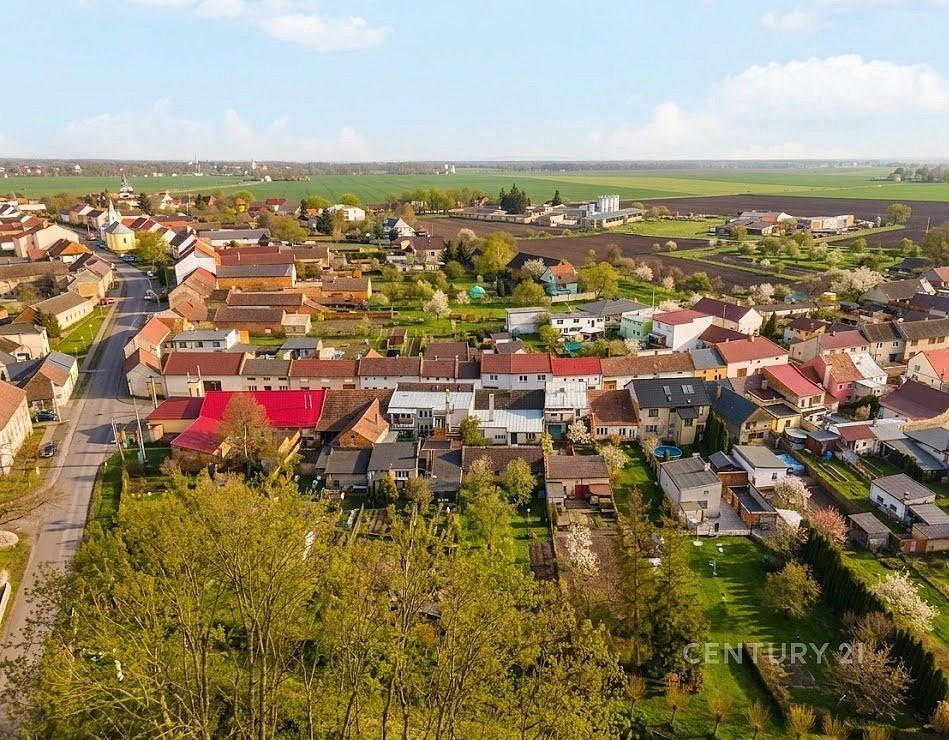 Prodej domu 200 m² s pozemkem 754 m² – pohled 4
