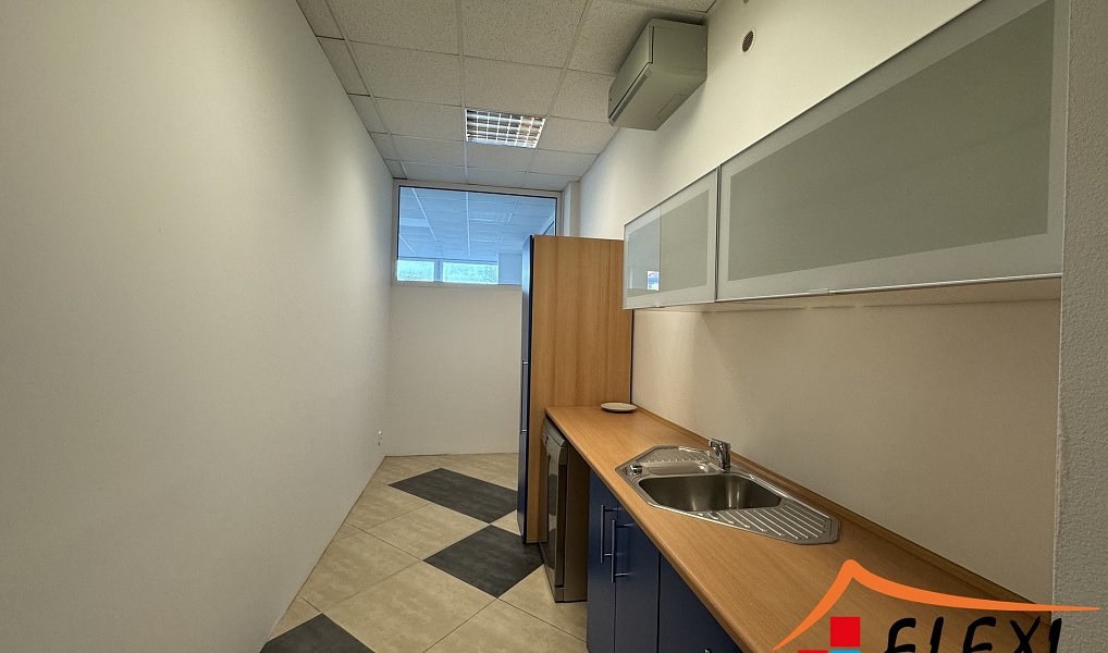 Pronájem kanceláře 390 m², Ostrava – náhled fotky 11