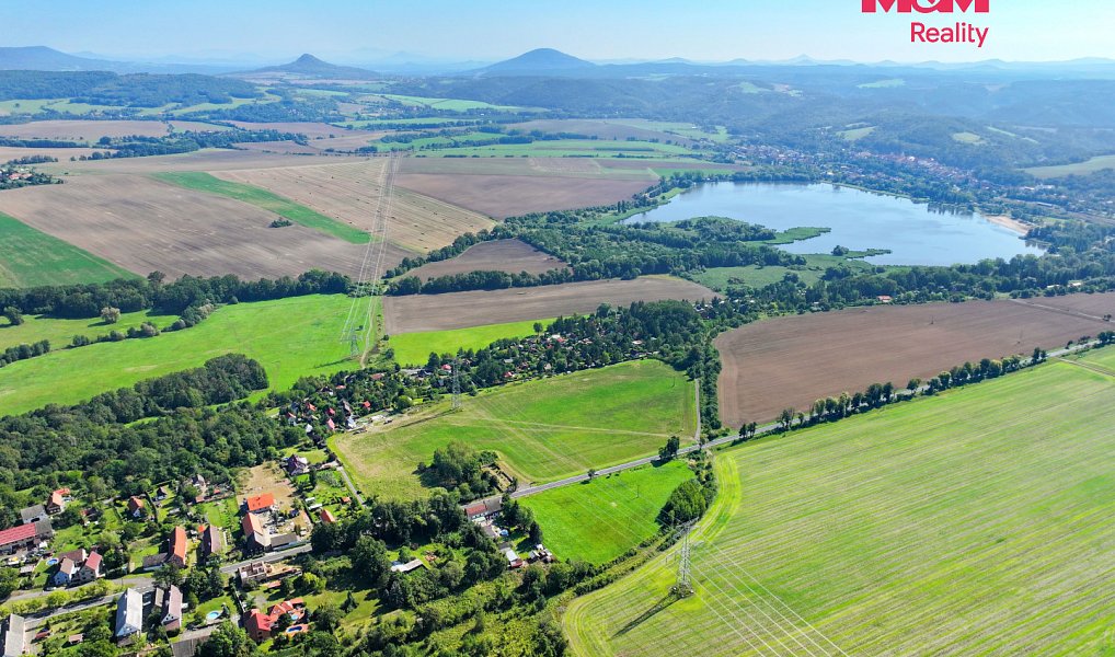 Prodej stavebního pozemku 1 100 m², Úštěk – náhled fotky 11