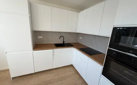 Prodej bytu 3+1 64 m², Kpt. Jaroše, Most