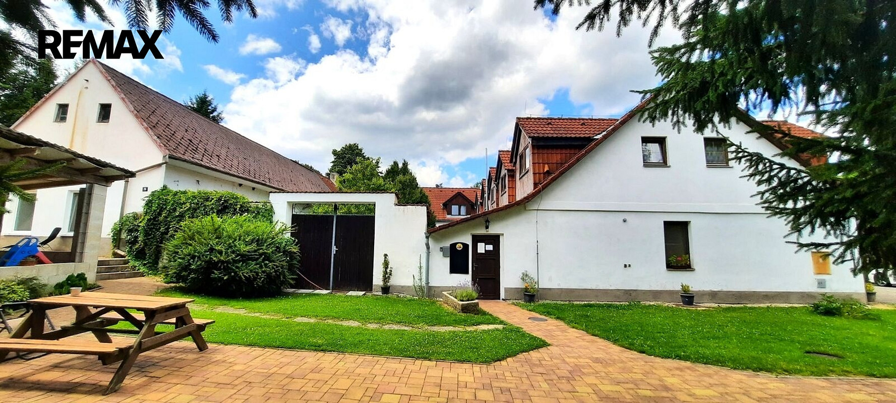 Prodej domu 1 364 m² s pozemkem 3 811 m² – fotografie 3