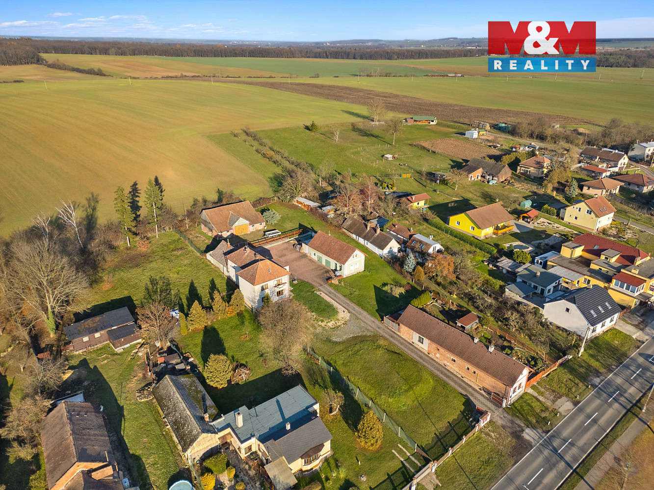 Prodej stavebního pozemku 778 m² – pohled 4
