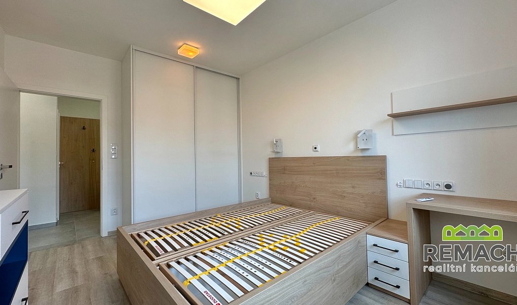 Pronájem bytu 2+kk 57 m², Uherské Hradiště – náhled fotky 9