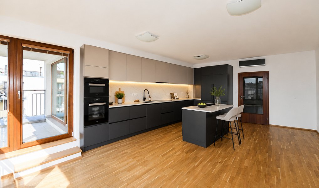 Prodej bytu 4+kk 135 m², Praha – náhled fotky 14
