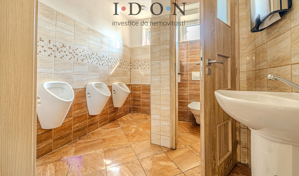 Prodej restaurace 500 m², Kozlovice – náhled fotky 15