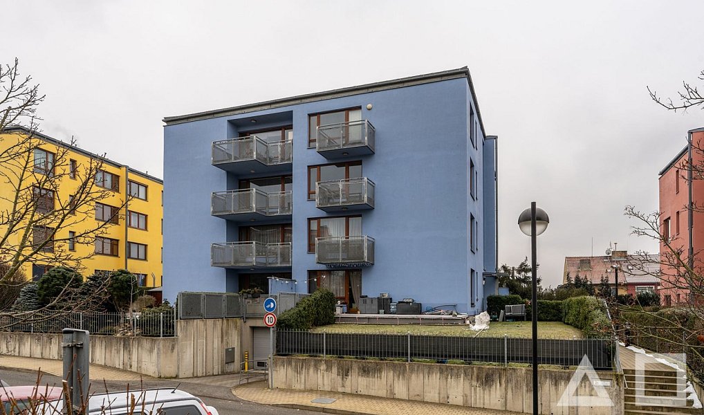 Prodej bytu 3+kk 60 m², Praha – náhled fotky 3