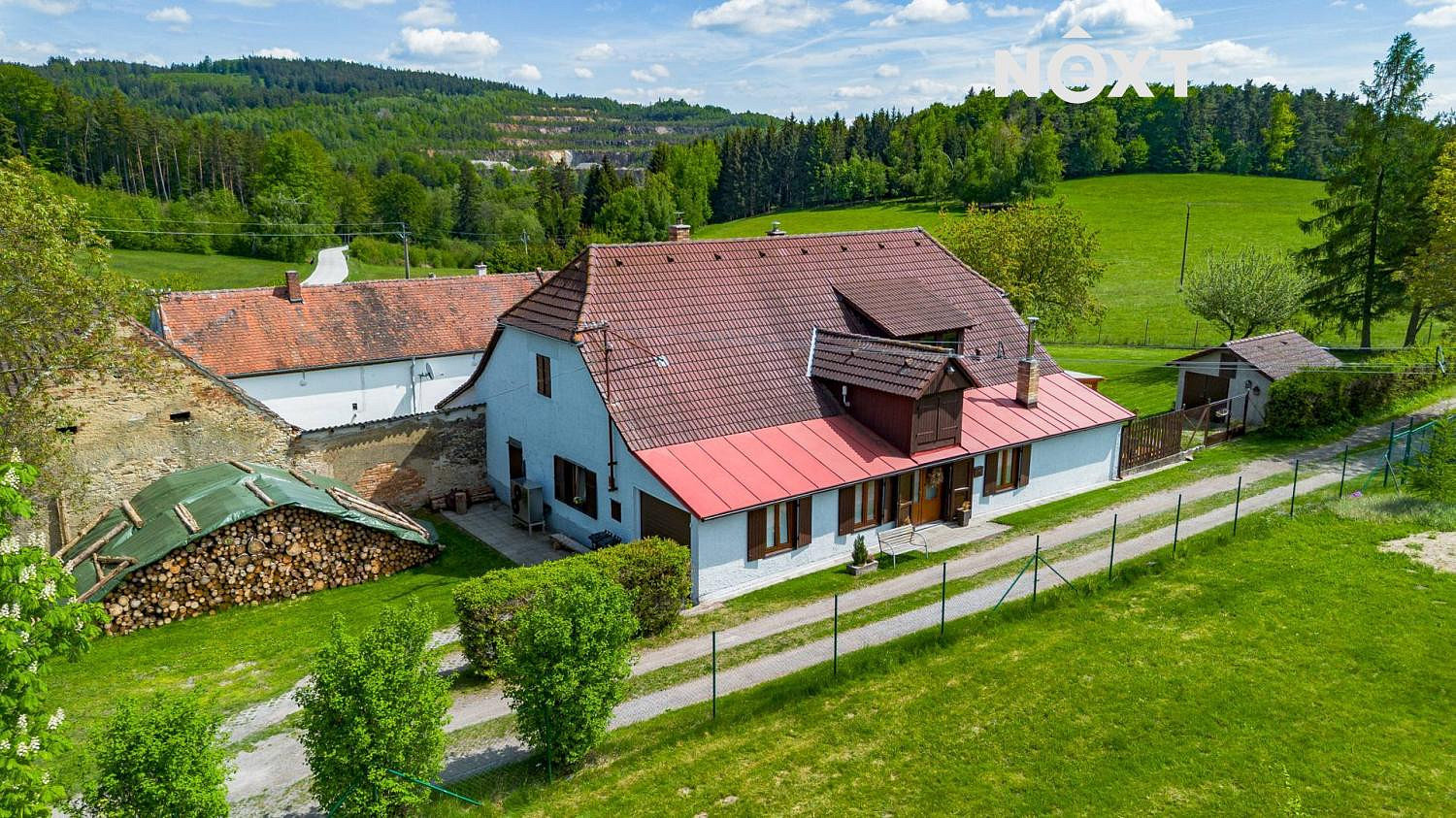 Prodej domu 162 m² s pozemkem 6 949 m² — photo 2