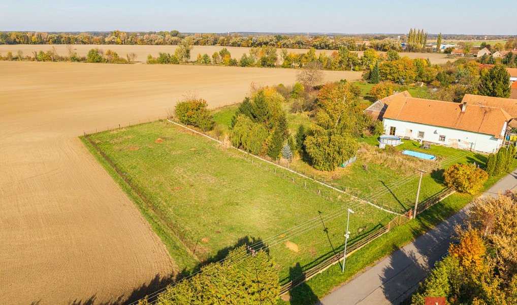 Prodej stavebního pozemku 700 m², Přelouč – náhled fotky 11