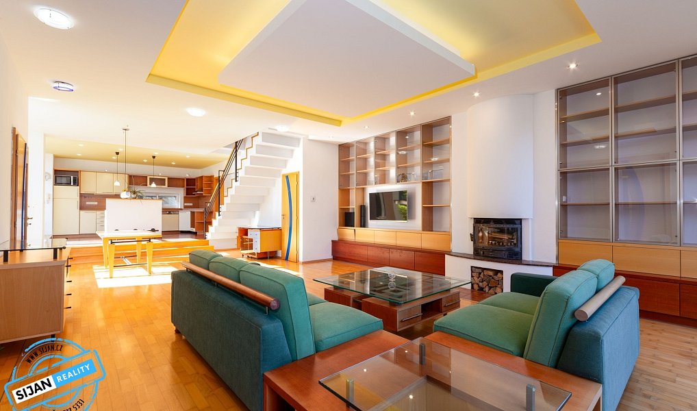 Prodej domu 180 m² s pozemkem 947 m², Chvalíkovice – náhled fotky 2
