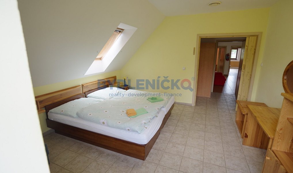 Prodej domu 275 m² s pozemkem 1 663 m², Chlum u Třeboně – náhled fotky 14