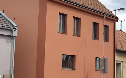 Pronájem bytu 1+kk 20 m², Koutníkova, Hradec Králové - Plotiště nad Labem