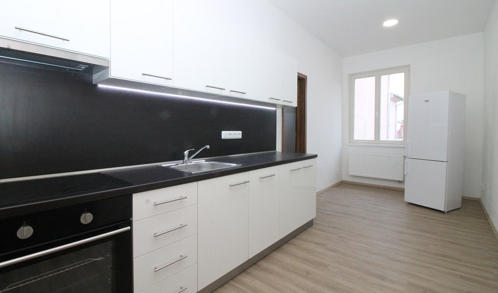 Pronájem bytu 2+1, 66 m², Jihlava
