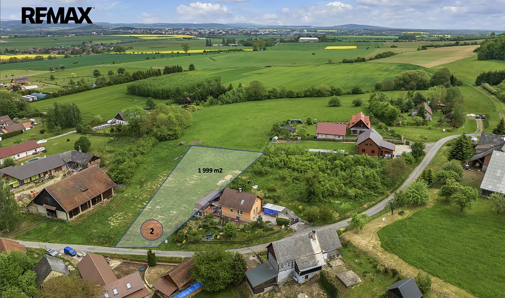 Prodej stavebního pozemku 2 000 m², Podhradí – náhled fotky 4