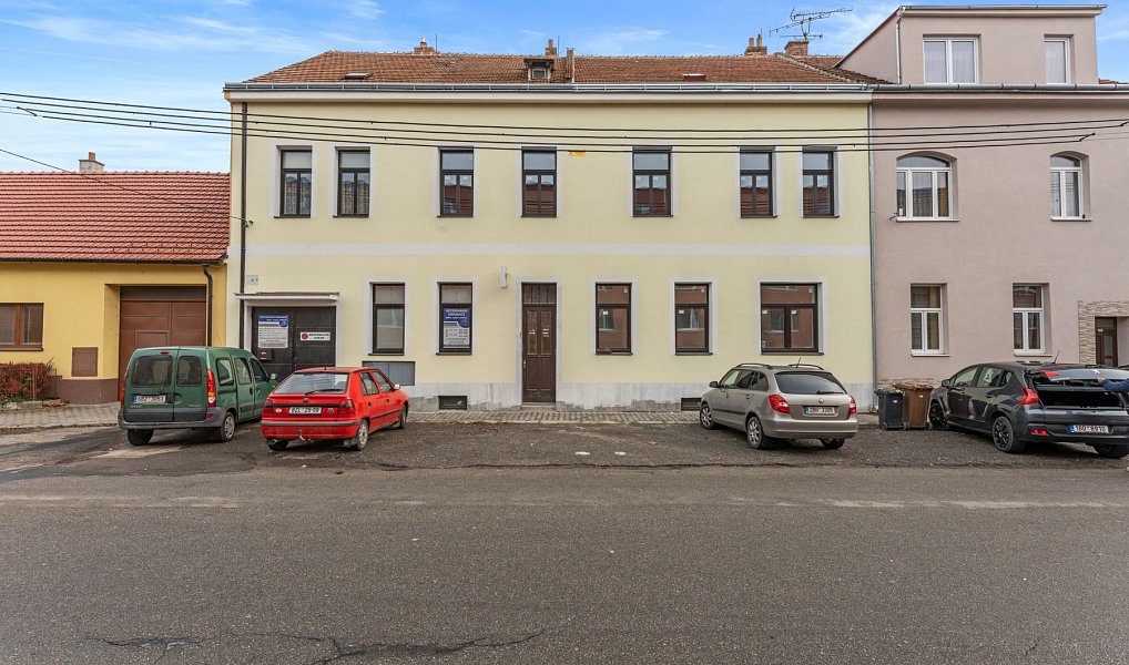 Prodej bytu 4+kk 100 m², Židlochovice – náhled fotky 2