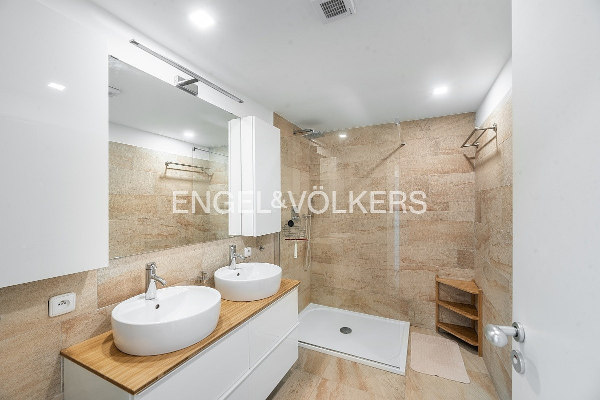 Pronájem bytu 3+kk 93 m² – pohled 4