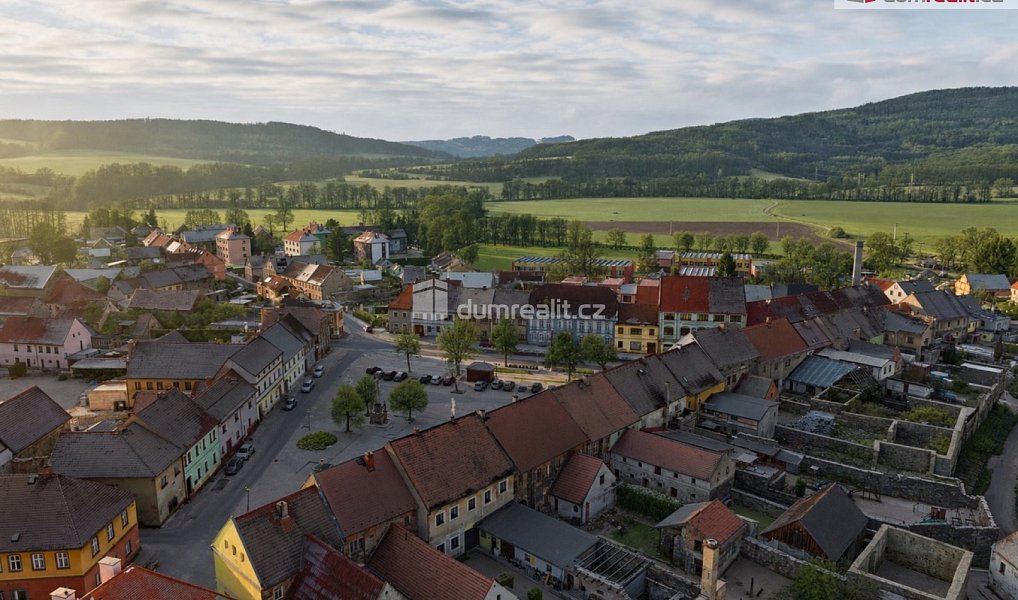 Prodej domu 200 m² s pozemkem 321 m², Kravaře – náhled fotky 37
