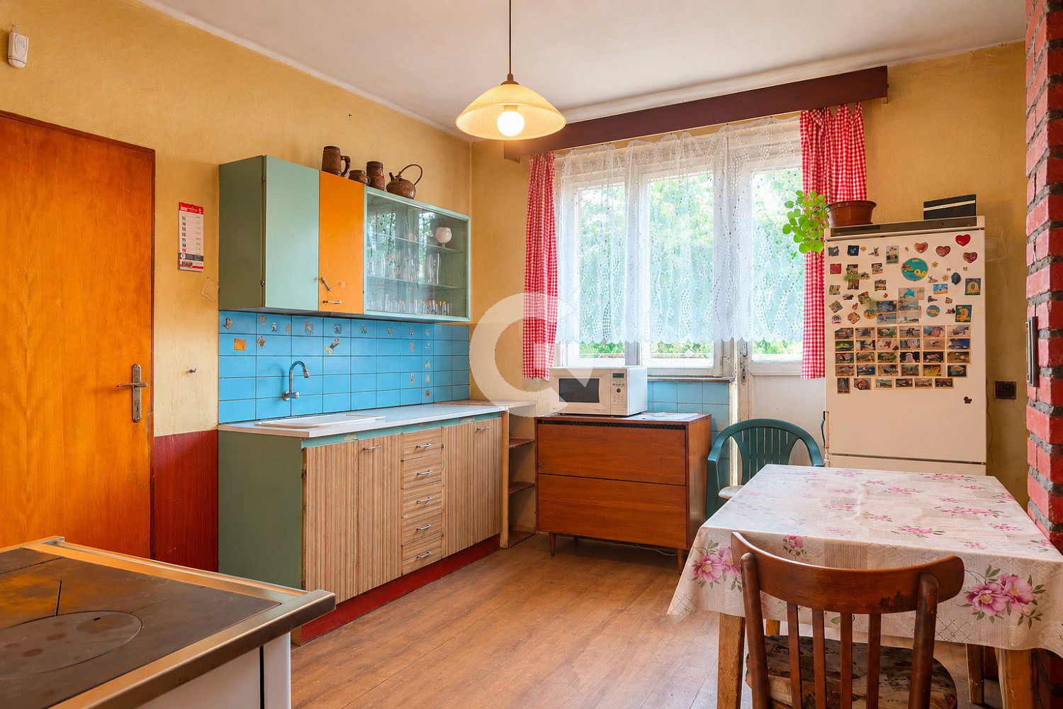 Prodej domu 94 m² s pozemkem 1 642 m² – fotografie 2