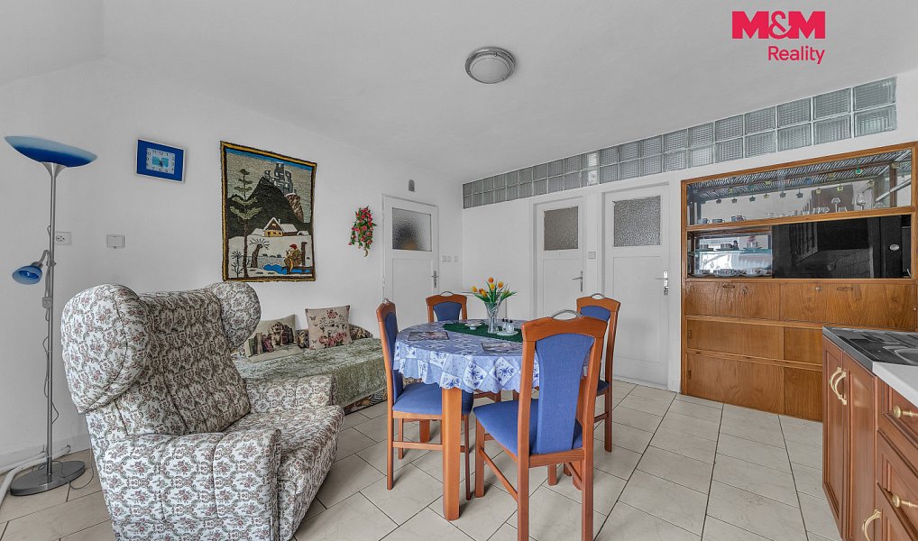 Prodej domu 678 m² s pozemkem 640 m², Úsobí – náhled fotky 3