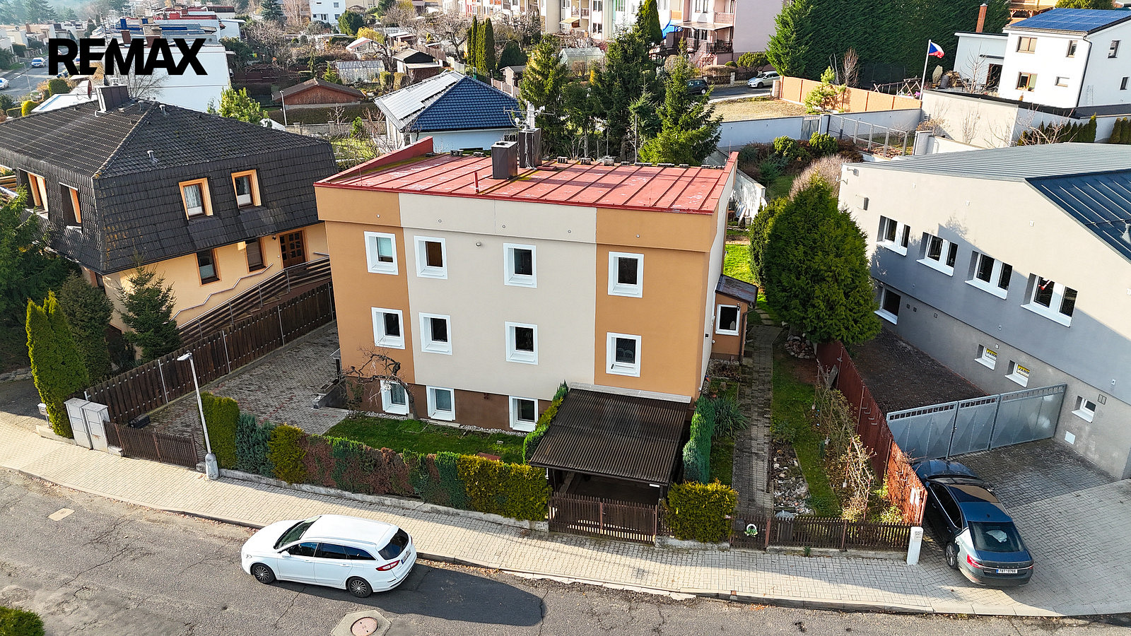 Prodej domu 250 m² s pozemkem 610 m²
