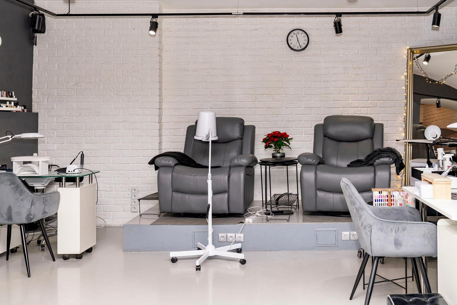 Pronájem obchodních prostor 136 m² — photo 3