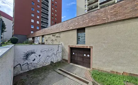 Pronájem garážového stání, 16m2 - ul. Ke Strašnické, Praha 10, Praha 10 - Strašnice
