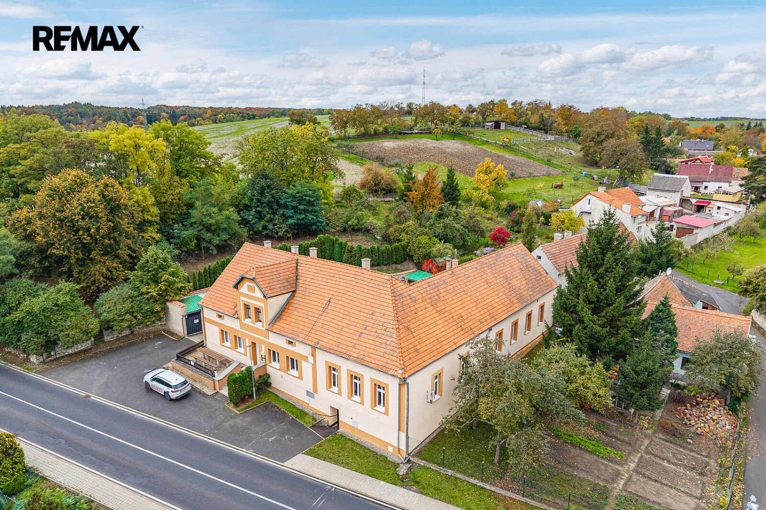 Prodej nájemního domu, činžáku 670 m² – fotografie 4