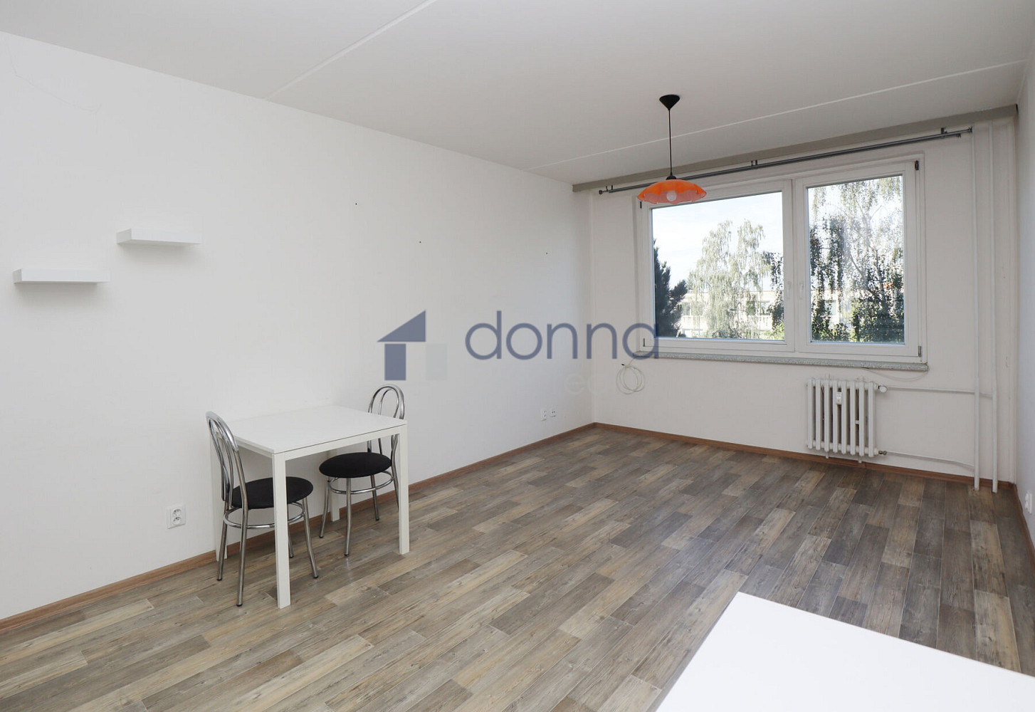 Pronájem bytu 1+kk 30 m² – fotografie 3