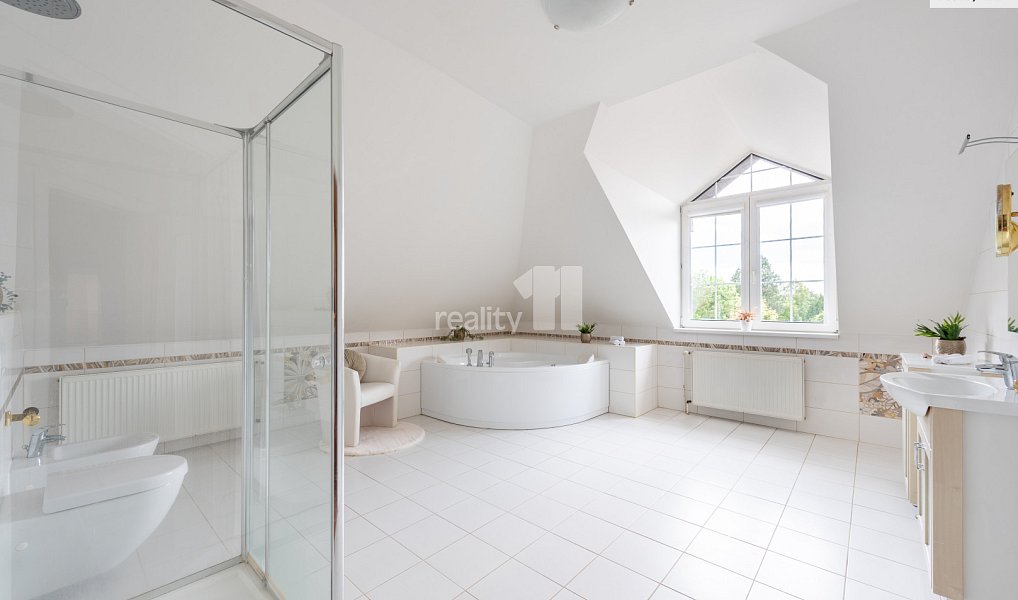 Prodej domu 420 m² s pozemkem 717 m², Praha – náhled fotky 14