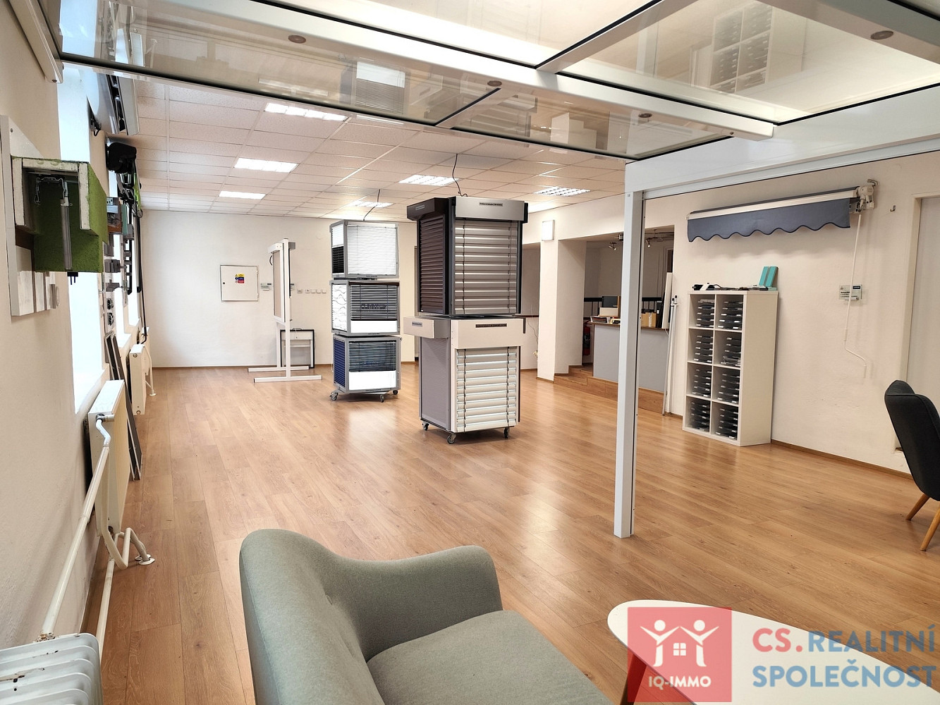 Prodej obchodních prostor 326 m² – pohled 3