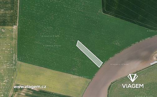 Prodej pole 1 026 m², Jíkev, okres Nymburk