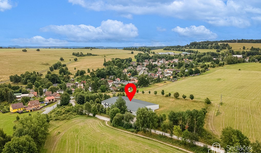 Prodej výrobních prostor 3 089 m², Krásno – náhled fotky 27