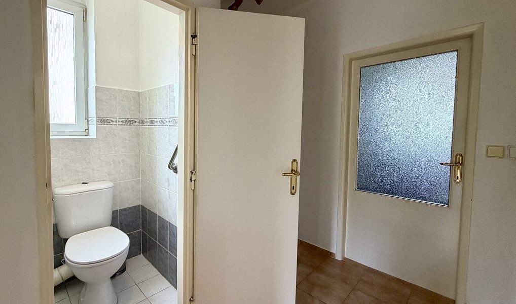 Prodej domu 258 m² s pozemkem 567 m², Praha – náhled fotky 20