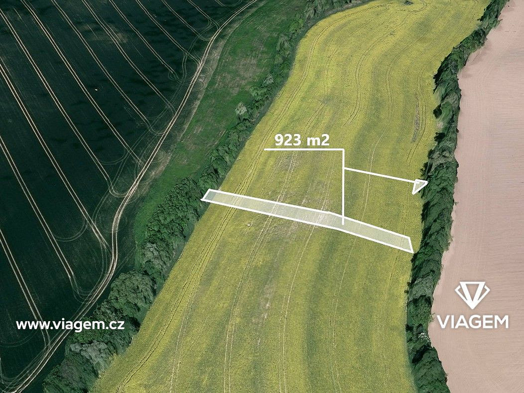 Prodej pole 923 m²
