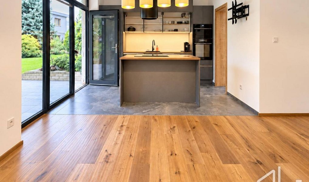 Pronájem bytu 2+kk 60 m², Praha – náhled fotky 2