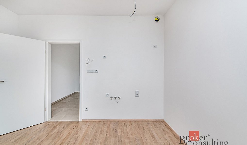 Prodej bytu 1+kk 36 m², Plzeň – náhled fotky 4
