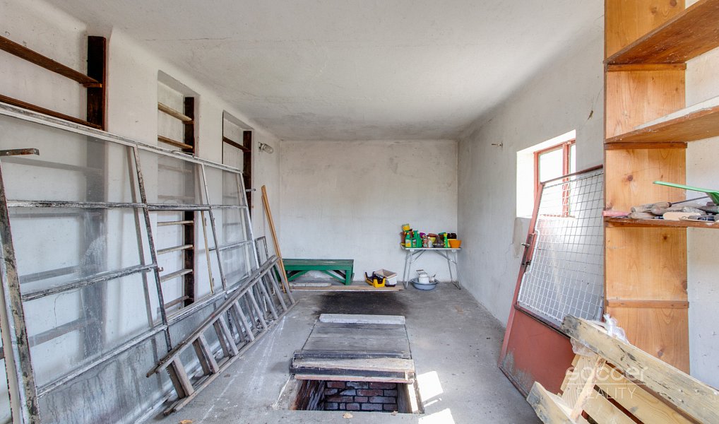 Pronájem zahrady 450 m², Praha – náhled fotky 12