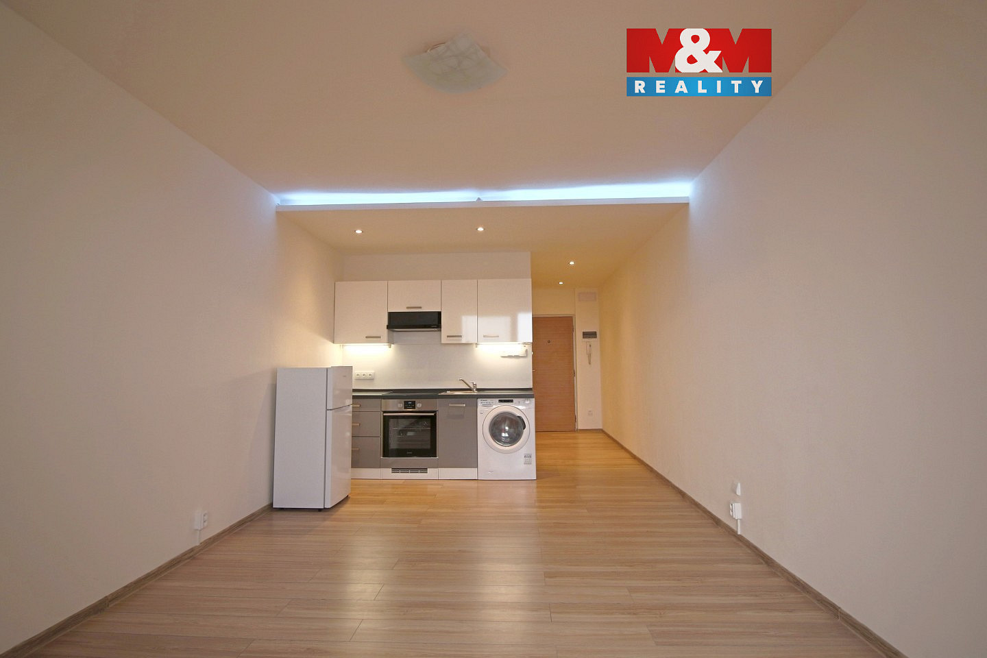 Pronájem bytu 1+kk 37 m²
