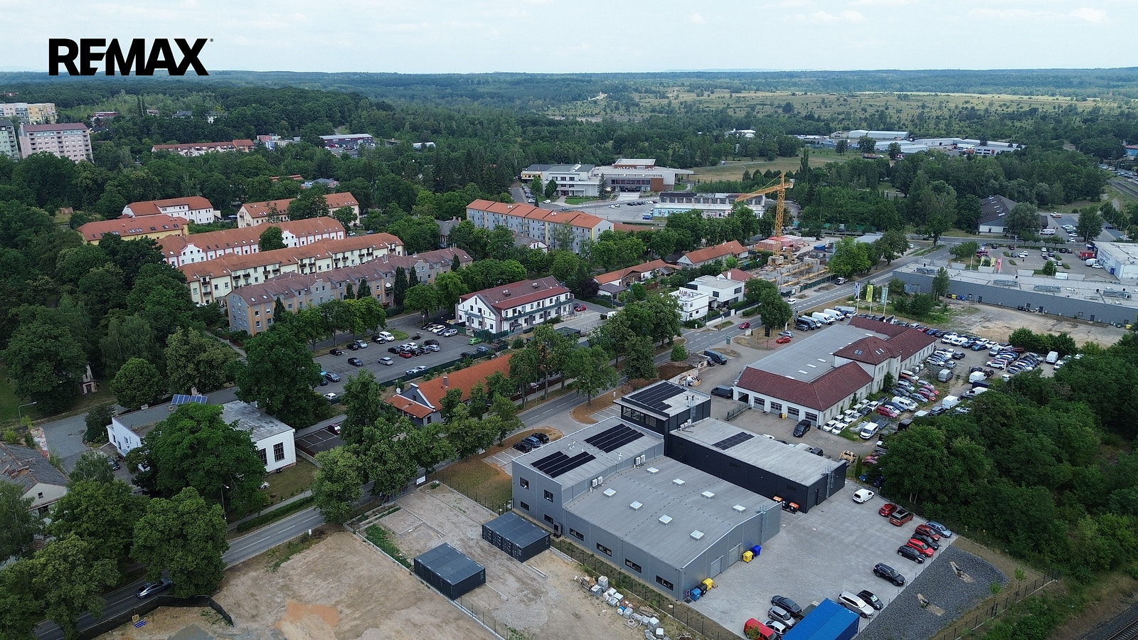 Pronájem skladovacího kontejneru 14 m2 italská ul. - milovice — photo 2