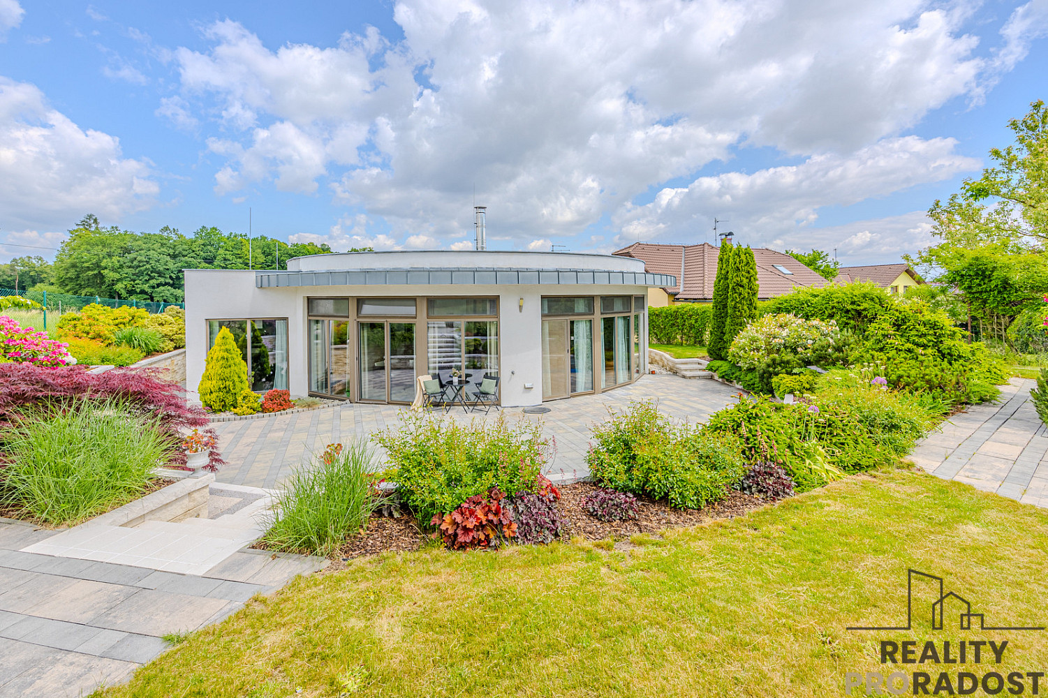 Prodej domu 206 m² s pozemkem 1 201 m² – fotografie 2