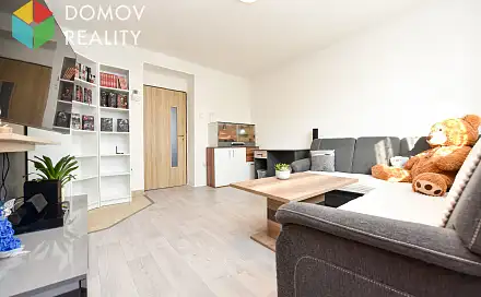 Pronájem bytu 2+1 43 m², Sídliště, Tmaň, okres Beroun