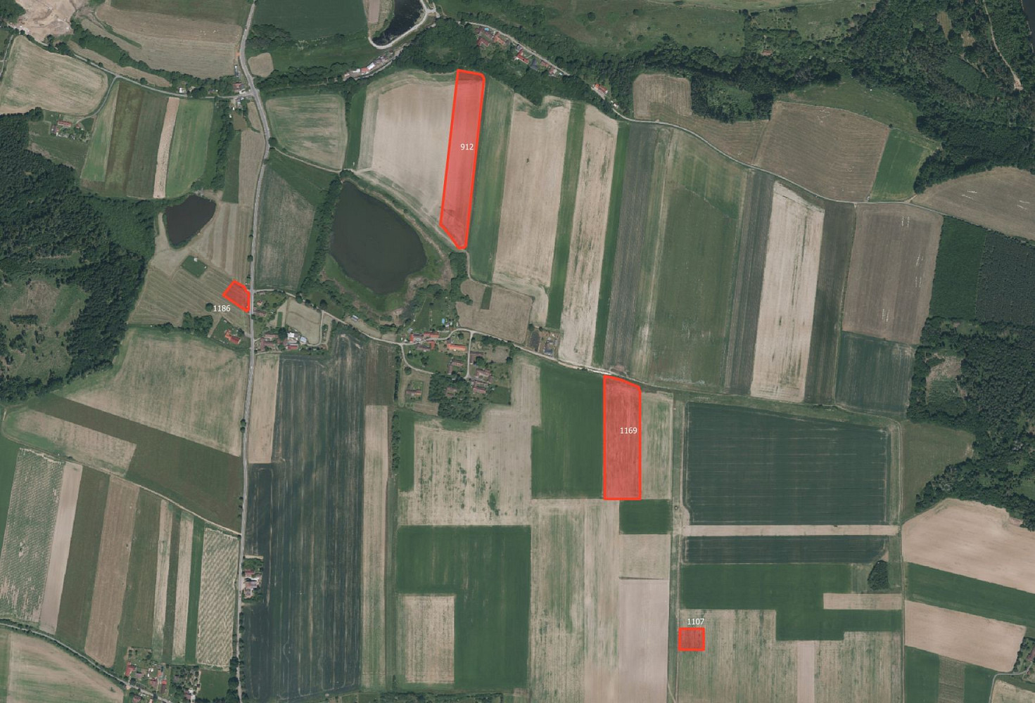 Prodej pole 52 456 m²