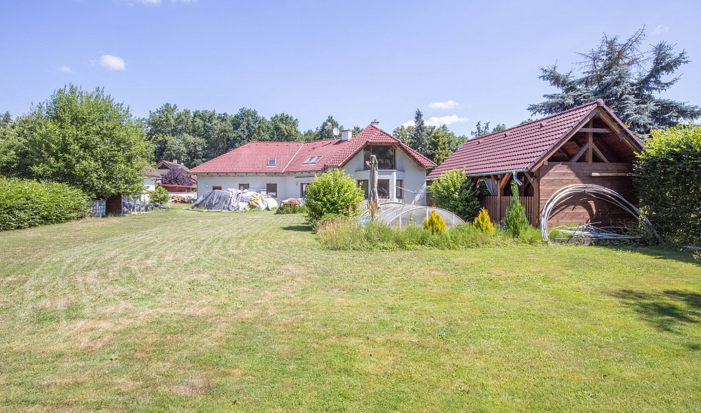 Prodej domu 400 m² s pozemkem 1 764 m², Sezemice – náhled fotky 19