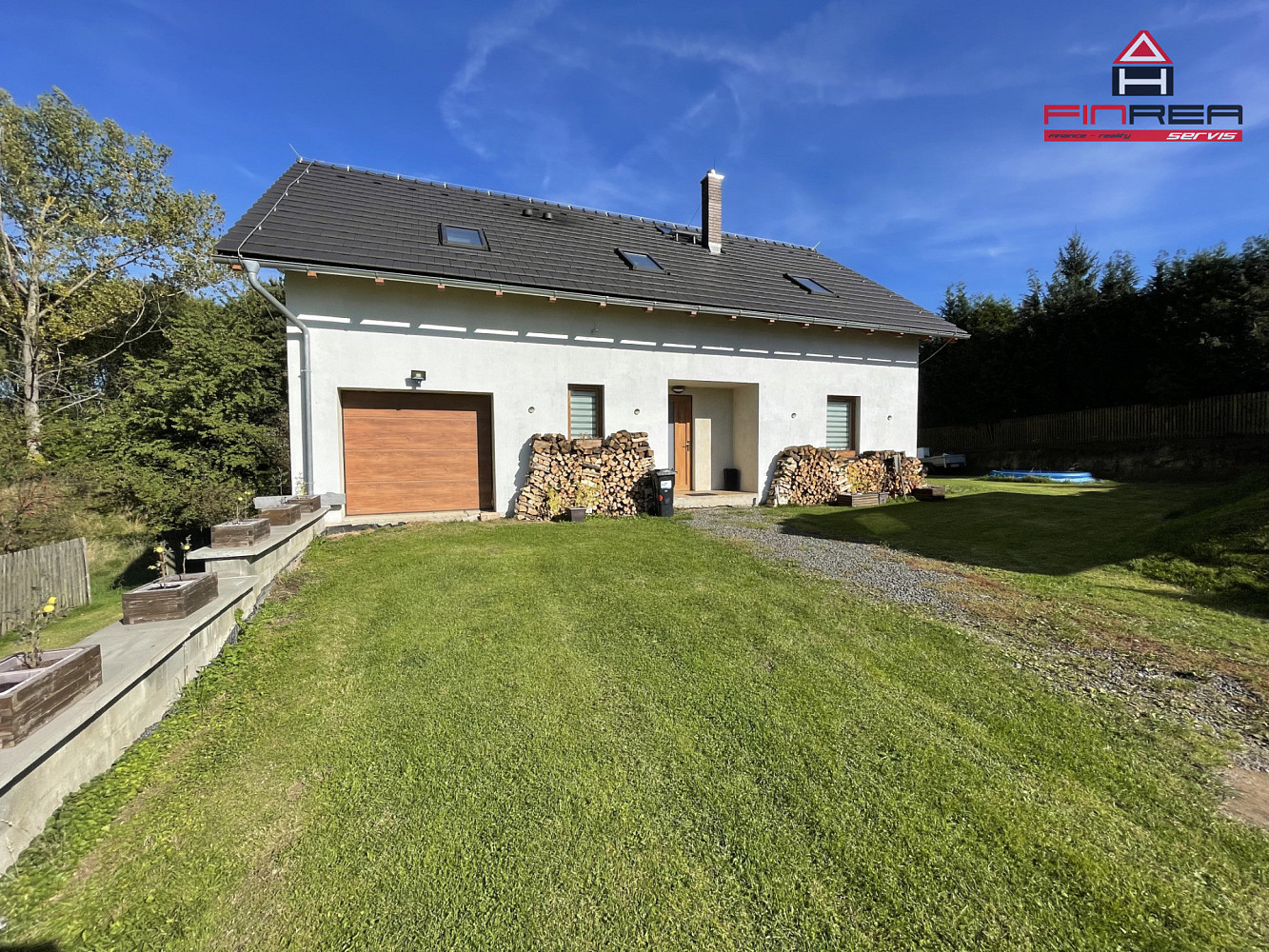 Maison, 195 m², terrain 2105 m²