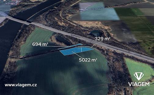 Prodej pole 2 015 m², Nová Ves, okres Mělník