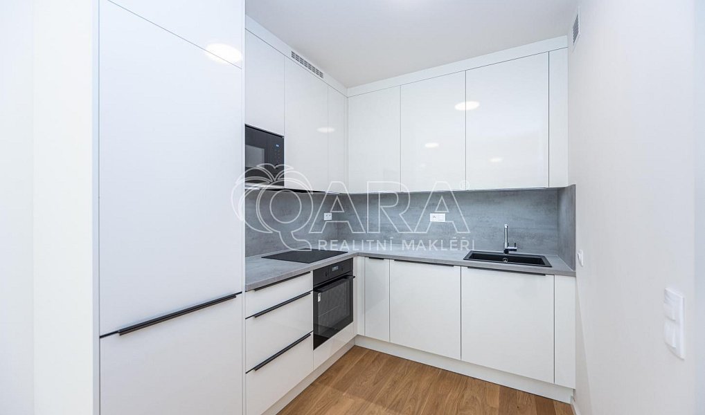 Pronájem bytu 2+kk 50 m², Praha – náhled fotky 7