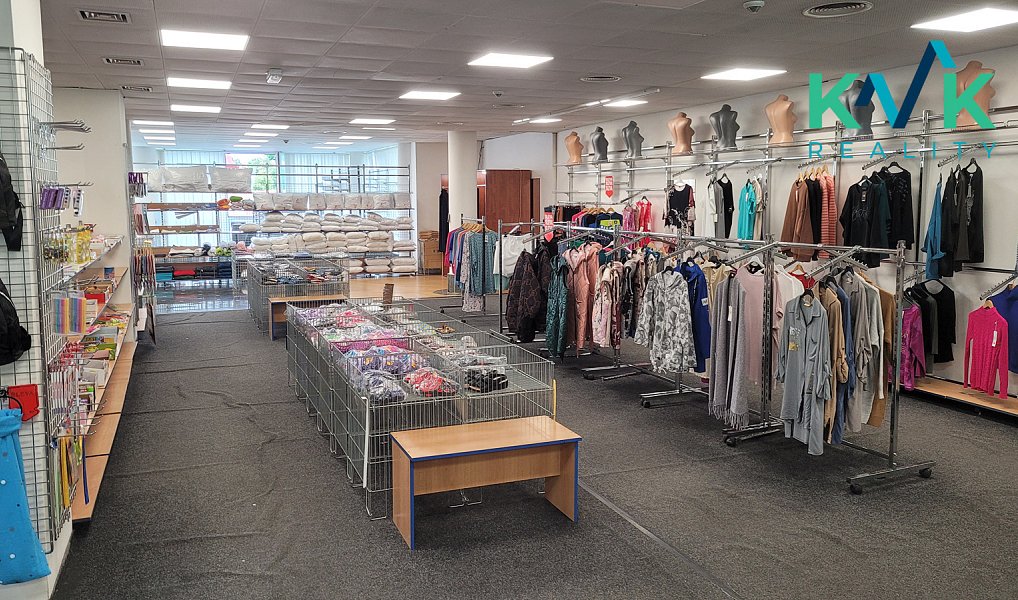 Pronájem obchodních prostor 397 m², Karlovy Vary – náhled fotky 4
